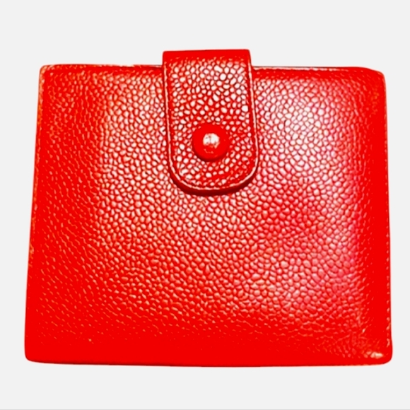 CHANEL AUTHENTIC CAVIAR CALFSKIN LEATHER WALLET GREAT CONDITION - Picture 2 of 10